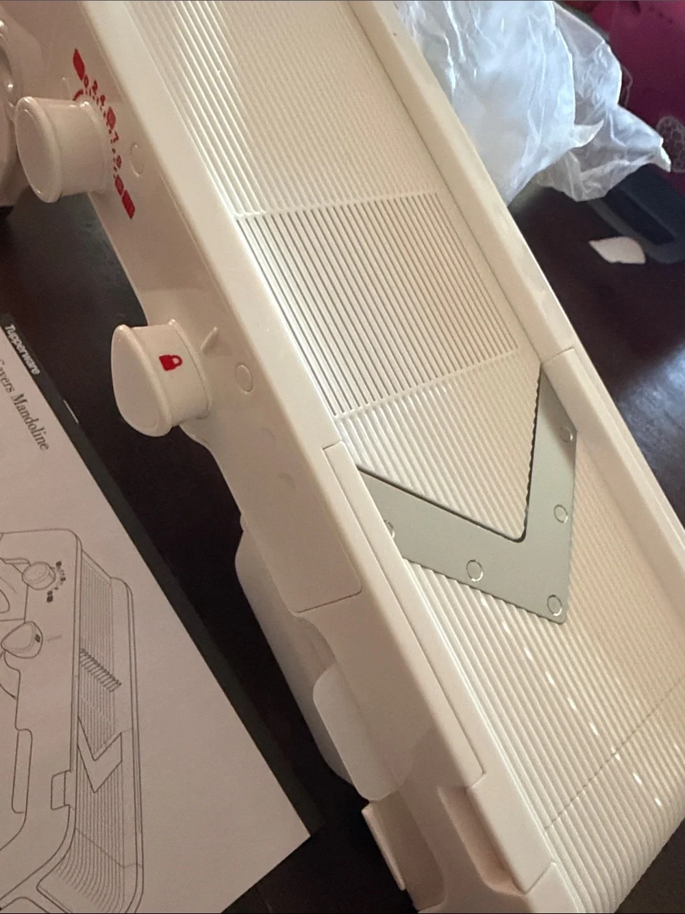 Tupperware White Adjustable Kitchen Mandoline Slicer*no hand held guide*